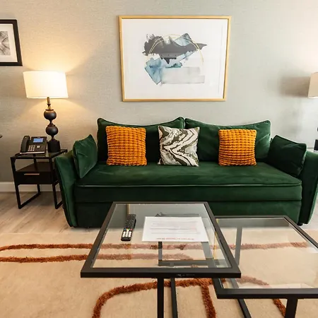 Mayfair House-3