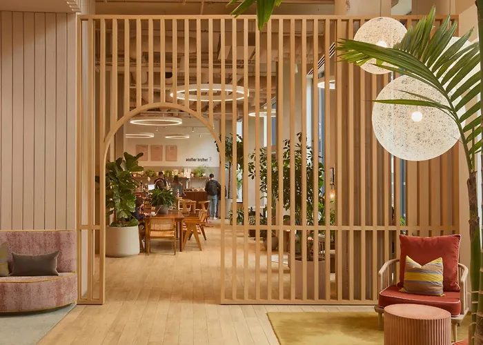 Ark Canary Wharf Londen